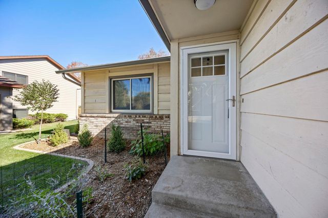 4240 Braddock Trail, Eagan, MN 55123