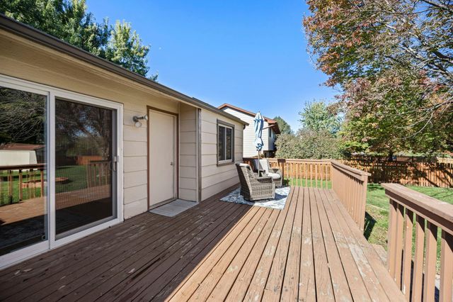 4240 Braddock Trail, Eagan, MN 55123