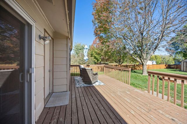 4240 Braddock Trail, Eagan, MN 55123