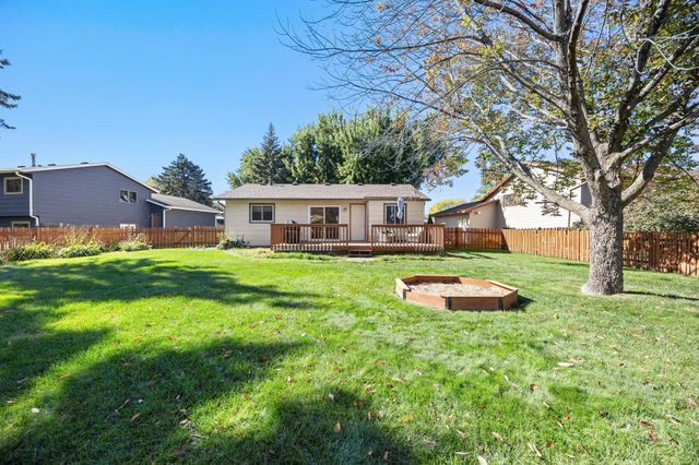 4240 Braddock Trail, Eagan, MN 55123