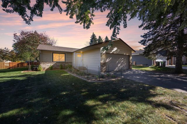 4240 Braddock Trail, Eagan, MN 55123