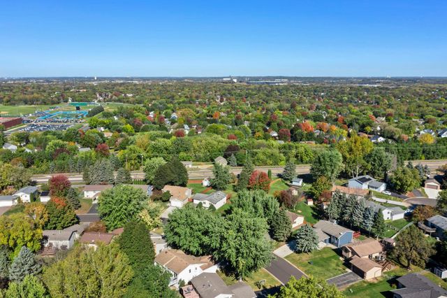 4240 Braddock Trail, Eagan, MN 55123