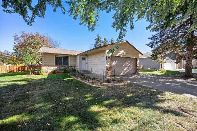 4240 Braddock Trail, Eagan, MN 55123