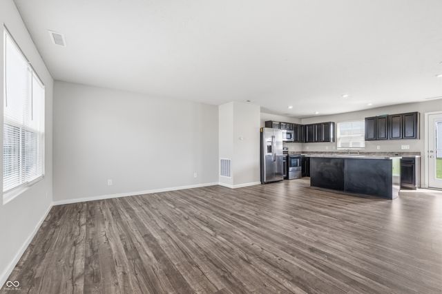 327 Campus Lane, Greenwood, IN 46143