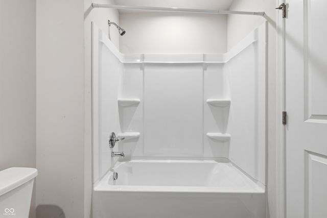 327 Campus Lane, Greenwood, IN 46143