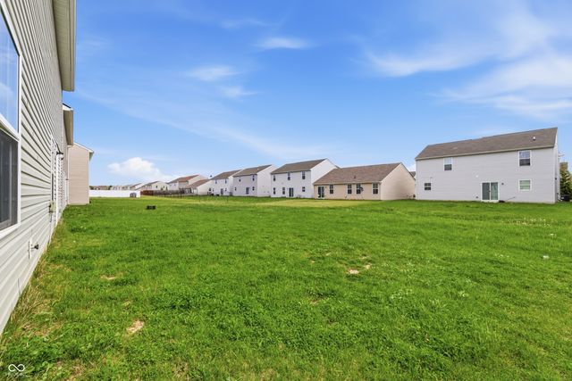 327 Campus Lane, Greenwood, IN 46143