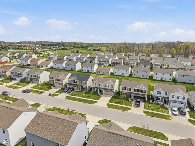 327 Campus Lane, Greenwood, IN 46143