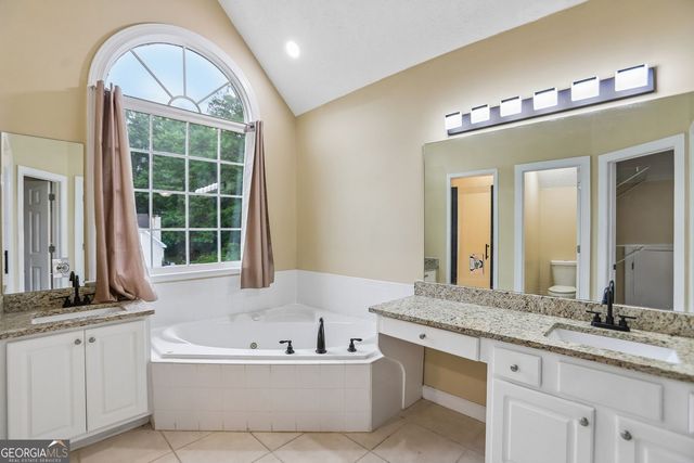 1811 Lake Cove Drive SW, Atlanta, GA 30331
