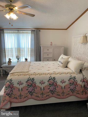 7504 GLENEAGLE DR, Jessup, MD 20794