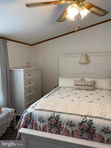 7504 GLENEAGLE DR, Jessup, MD 20794