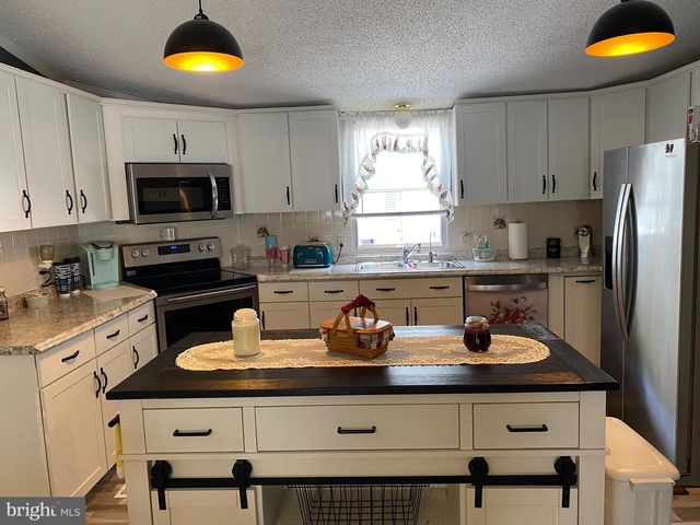 7504 GLENEAGLE DR, Jessup, MD 20794