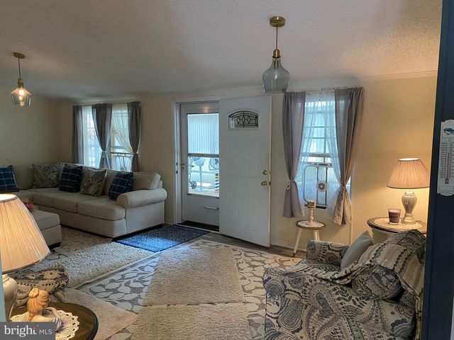 7504 GLENEAGLE DR, Jessup, MD 20794