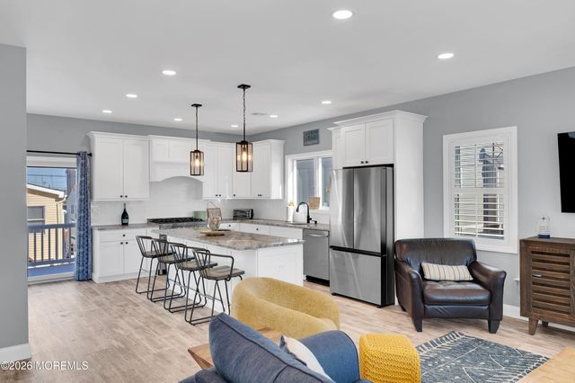 200 Coolidge Avenue, Ortley Beach, NJ 08751