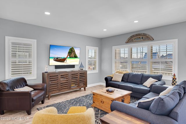 200 Coolidge Avenue, Ortley Beach, NJ 08751