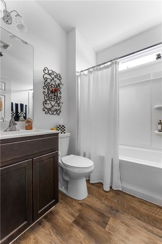 300 Anthem Way, Cecil, PA 15317