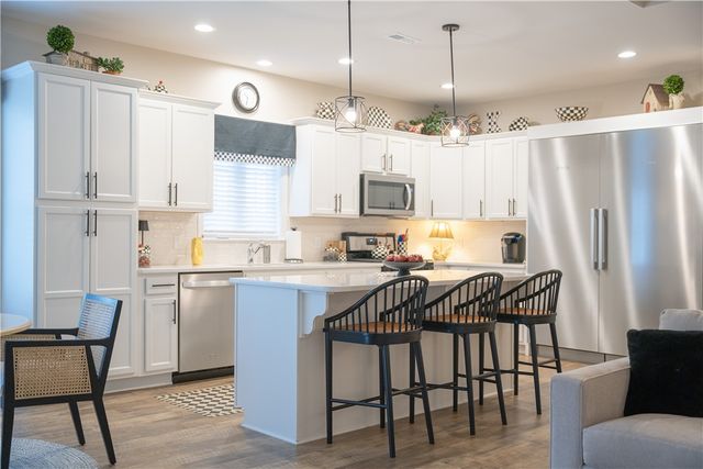300 Anthem Way, Cecil, PA 15317
