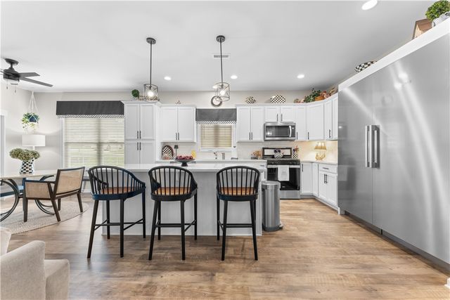 300 Anthem Way, Cecil, PA 15317