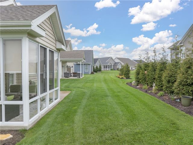 300 Anthem Way, Cecil, PA 15317