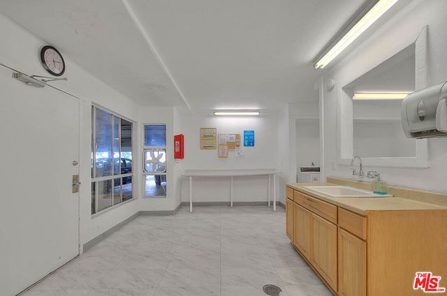 4900 Overland Avenue 274, Culver City, CA 90230