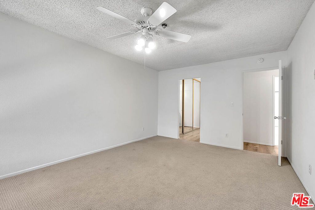 Image 20 of property listing at 4900 Overland Avenue 274, Culver City, CA 90230