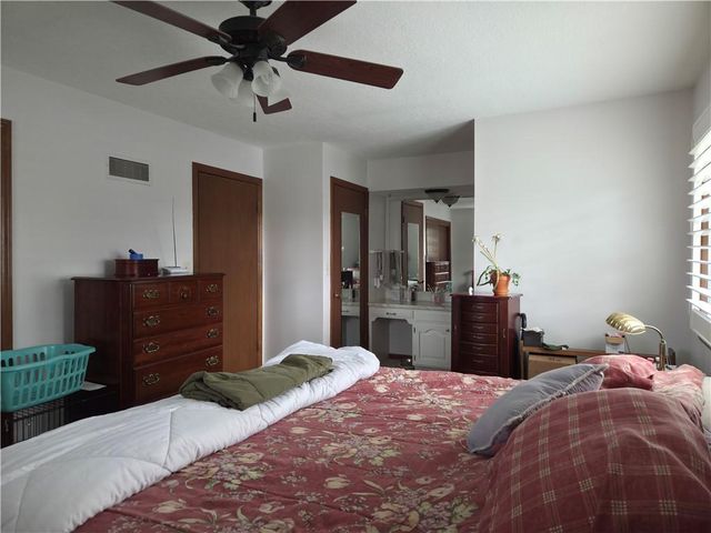 13001 Bristol Avenue, Grandview, MO 64030