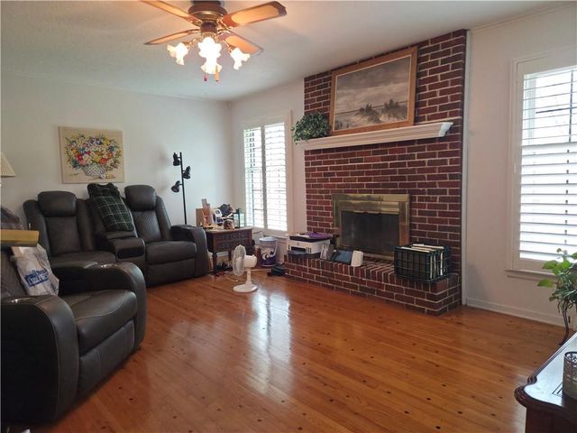 13001 Bristol Avenue, Grandview, MO 64030
