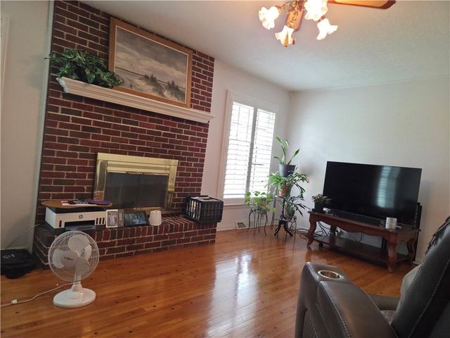 13001 Bristol Avenue, Grandview, MO 64030