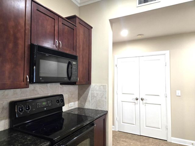 1900 Genesee Street 207, Houston, TX 77006