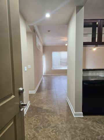 1900 Genesee Street 207, Houston, TX 77006