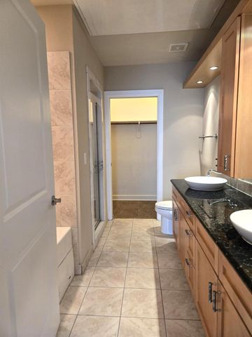 1900 Genesee Street 207, Houston, TX 77006
