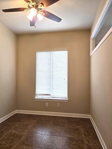 1900 Genesee Street 207, Houston, TX 77006