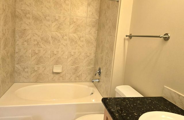 1900 Genesee Street 207, Houston, TX 77006