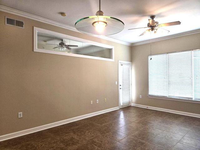 1900 Genesee Street 207, Houston, TX 77006