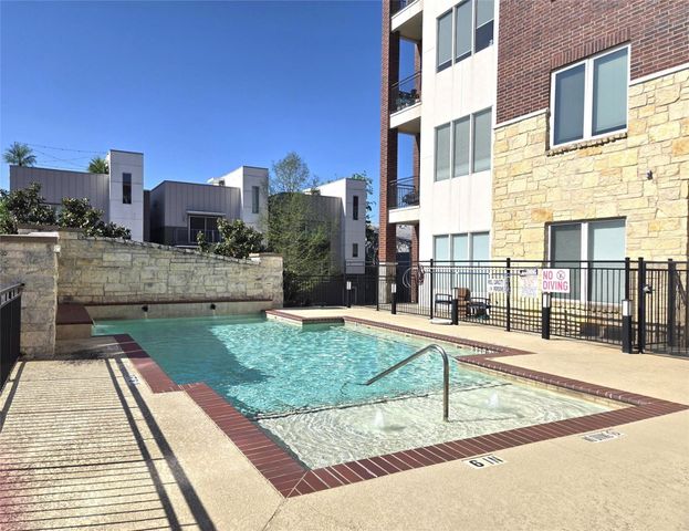 1900 Genesee Street 207, Houston, TX 77006