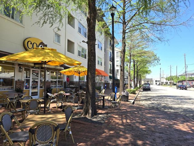 1900 Genesee Street 207, Houston, TX 77006