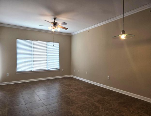 1900 Genesee Street 207, Houston, TX 77006