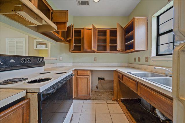 4434 Point Boulevard 108, Garland, TX 75043