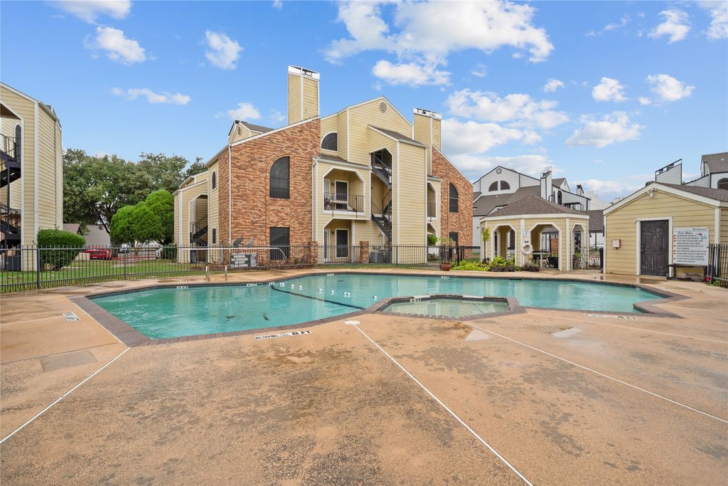 4434 Point Boulevard 108, Garland, TX 75043