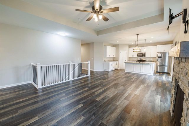 501 Teri Lee Lane, Orfordville, WI 53576