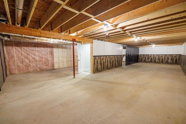 501 Teri Lee Lane, Orfordville, WI 53576