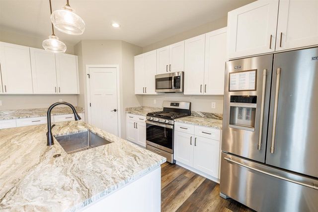 501 Teri Lee Lane, Orfordville, WI 53576