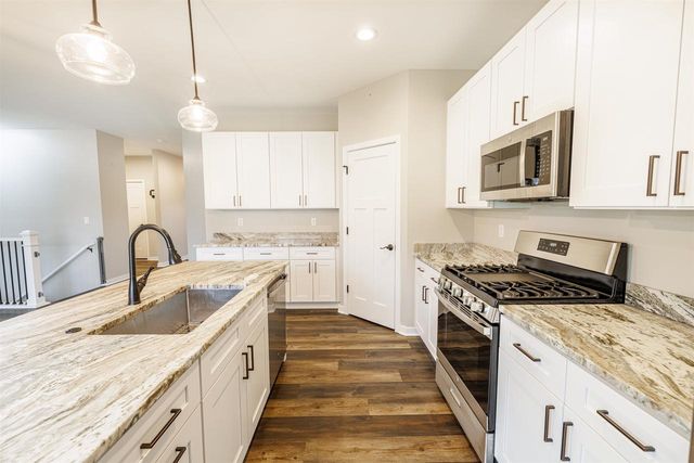 501 Teri Lee Lane, Orfordville, WI 53576