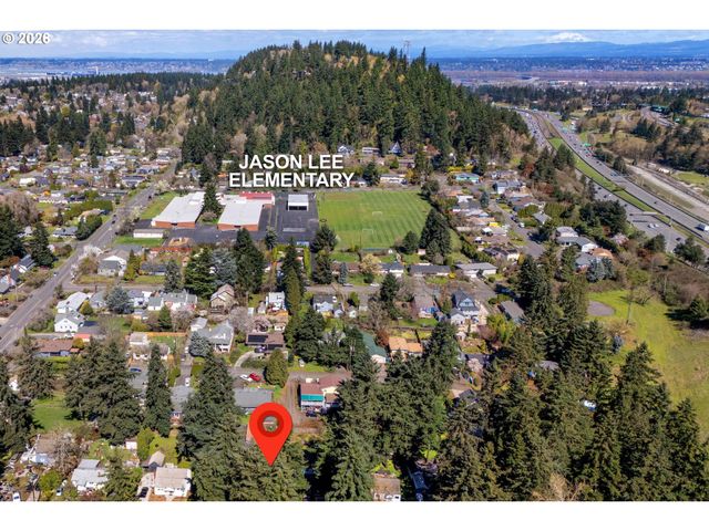 9319 Ne BROADWAY, Portland, OR 97220