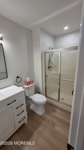 99 Oak Lane, Eatontown, NJ 07724