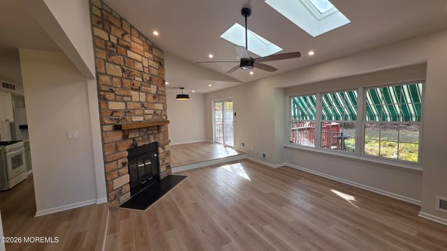 99 Oak Lane, Eatontown, NJ 07724