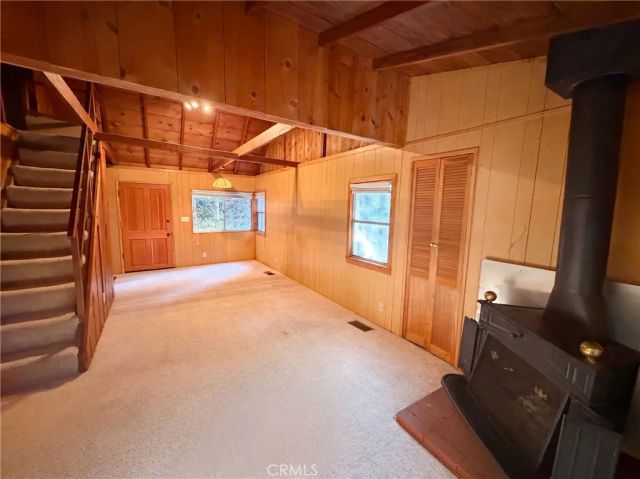 23679 Hillside, Crestline, CA 92325