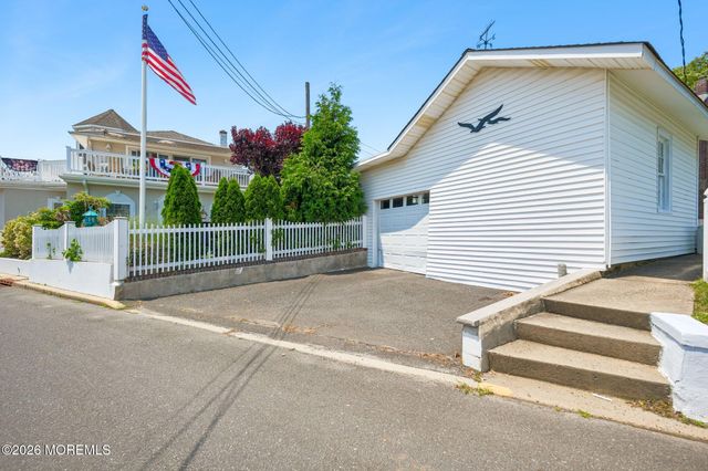 511 Jefferson Avenue, Avon-by-the-sea, NJ 07717