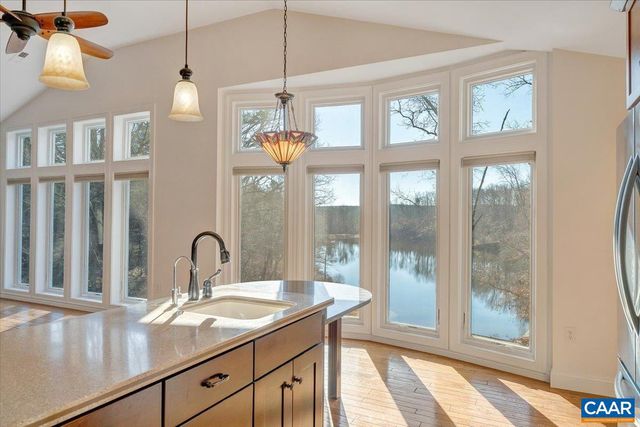 780 DRY BRIDGE RD, Farmville, VA 23901