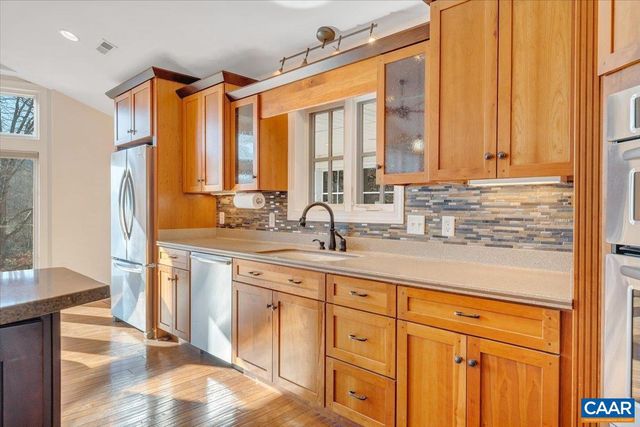 780 DRY BRIDGE RD, Farmville, VA 23901