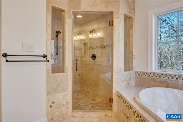 780 DRY BRIDGE RD, Farmville, VA 23901